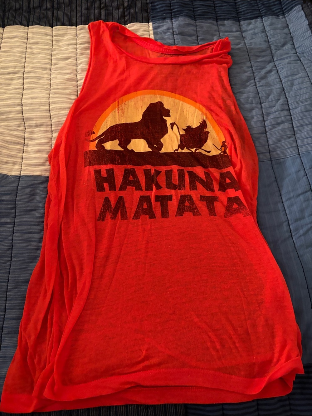 Limited Edition Hakuna Matata Red Sleeveless Graphic Tank Small